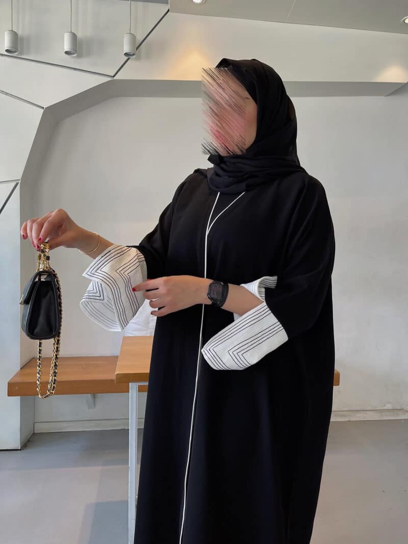 ⁦عبايه بشت + الملفع الثابت⁩ - الصورة ⁦3⁩